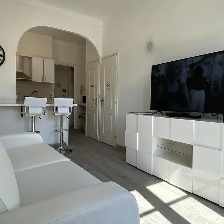 Cozy Studio Port Guisol Niza